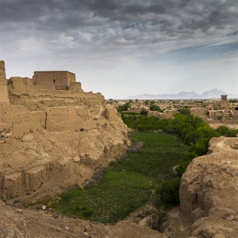 Pir-e-Sabz Fire Temple | Attractions - Lonely Planet