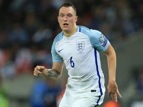 Fabian Delph, Phil Jones withdraw from England squad - Sports Mole