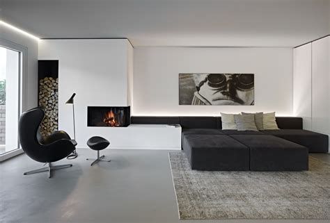 30 Black & White Living Rooms That Work Their Monochrome Magic