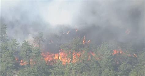 Brush fires scorch hundreds of acres in Massachusetts amid red flag warnings - CBS Boston