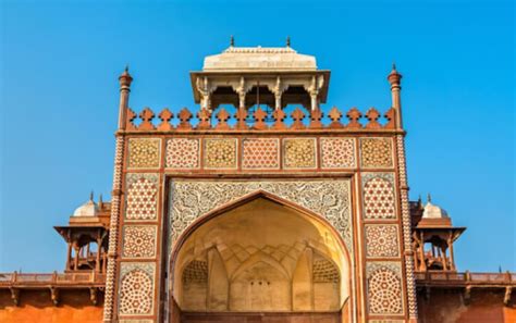 Tourist Places in Agra | Top 7 Tourist Places to Visit in Agra