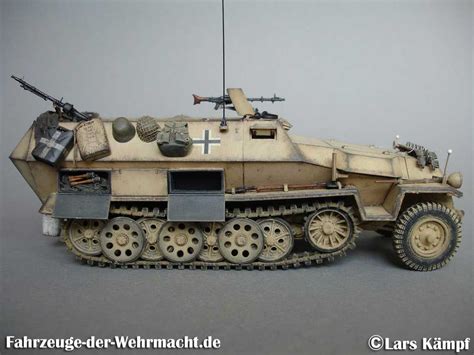 Pin on German 250/251 halftracks