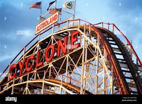 CYCLONE ROLLER COASTER, CONEY ISLAND Stock Photo - Alamy