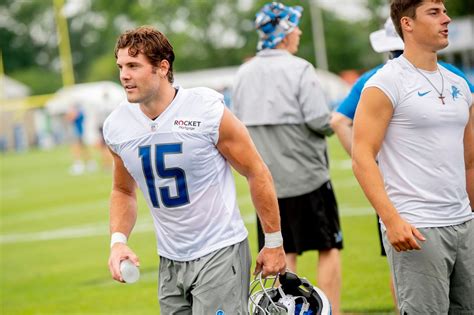 Detroit Lions waive 2 players ahead of roster cut deadline - mlive.com