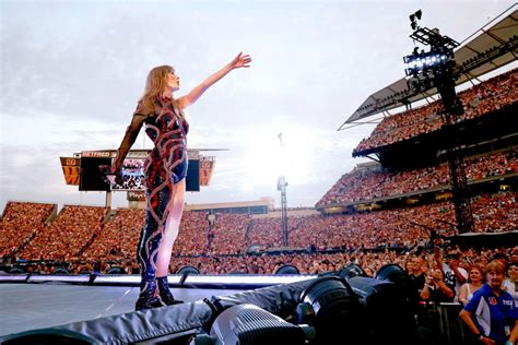 Philippines plans to build stadium by 2028 to hold Taylor Swift ...