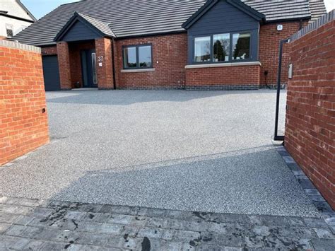 Domestic Driveway Vuba Resin Bound Surfacing - Blue Lagoon | Vuba ...