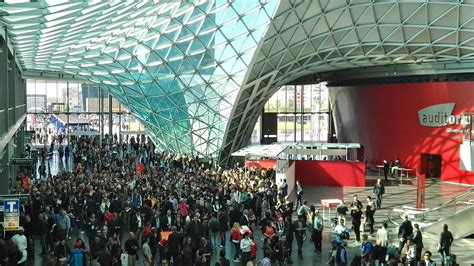 Fiera Milano, ricavi in crescita e ritorno all'utile: 1,7 milioni - IlGiornale.it