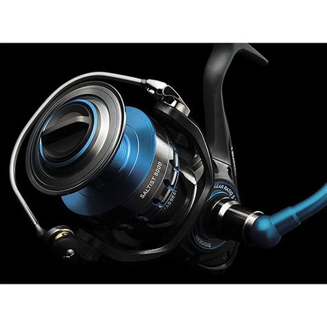 DAIWA Saltist 6500 Spinning Reel | West Marine