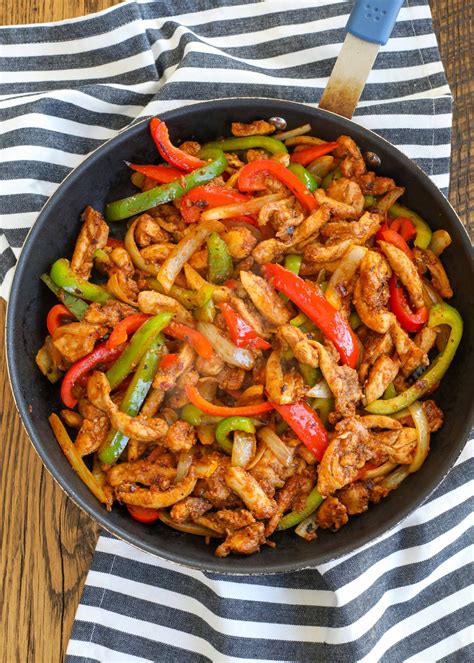 Easy Chicken Fajitas - Chocolate with Grace