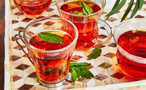 Arabic Tea Recipe with Fresh Mint | The Mediterranean Dish