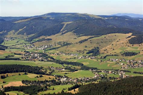 Aerial image Bernau im Schwarzwald - Town View of of Bernau in Baden - Wuerttemberg. The resort ...