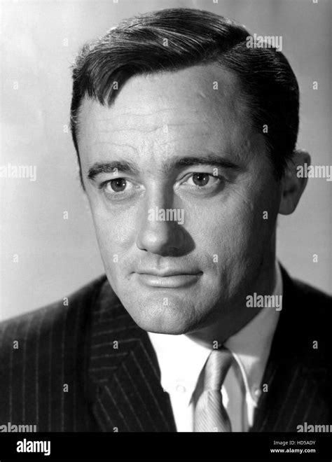 THE MAN FROM U.N.C.L.E., Robert Vaughn, (1967), 1964-68 Stock Photo - Alamy