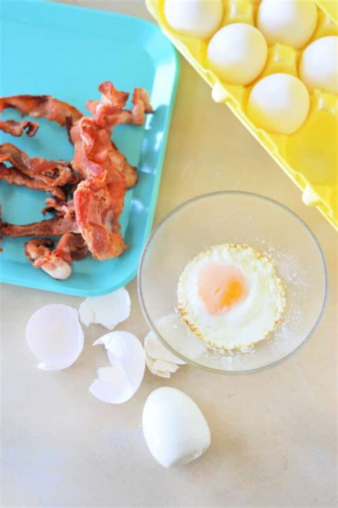 Hard Boiled Egg in Microwave - Microwave Eggs in a Cup or Mug