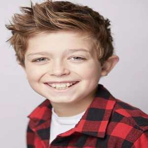 Justin Paul Kelly Birthday, Real Name, Age, Weight, Height, Family, Facts, Contact Details ...