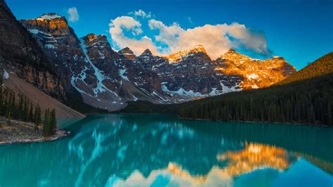 Beautiful Moraine Lake Sunrise Wallpapers - Wallpaper Cave