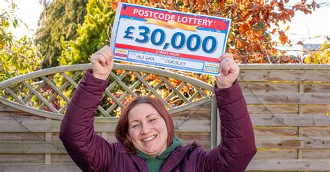 'Gobsmacked' mum starts 2023 with £30,000 lottery win after almost ...