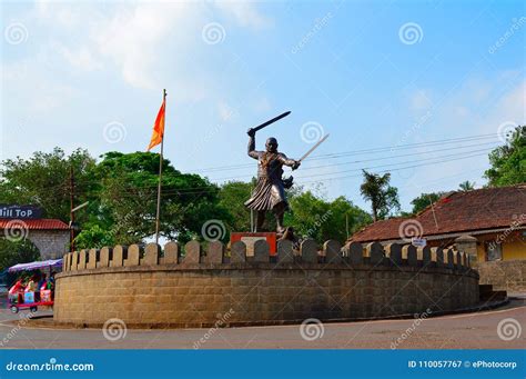 Statue of Baji Prabhu Deshpande. Panhala Fort, Kolhapur, Maharashtra Editorial Photography ...