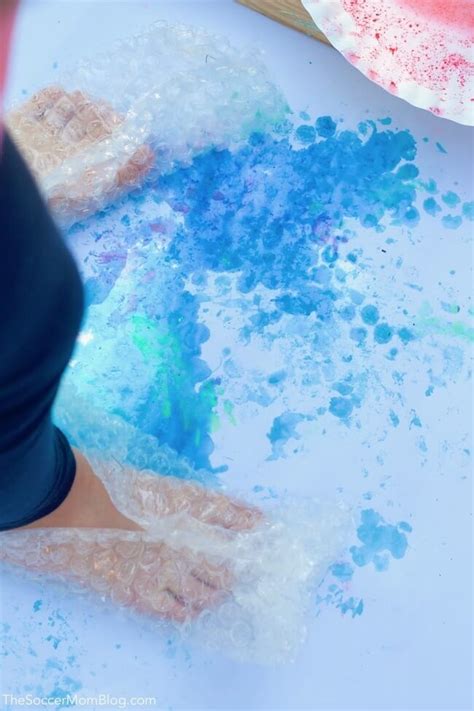 Stomping Bubble Wrap Painting (VIDEO) - The Soccer Mom Blog