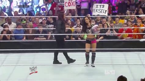 Raw:Paige WWE Debut-Aj Lee Vs. Paige (Divas Championship) - YouTube