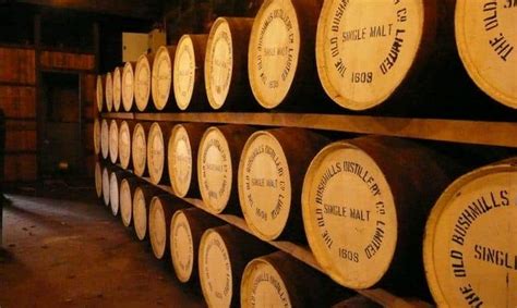 Irish Whiskey And Its History – Liquor Mates