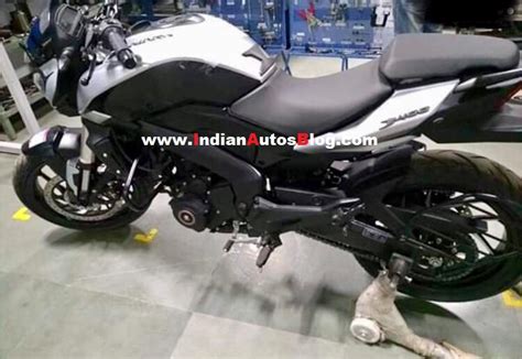 2019 Bajaj Dominar 400 white colour variant spied ahead of launch