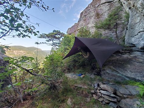 Hanging out on the cliff edge, Linville Gorge, NC : hammockcamping