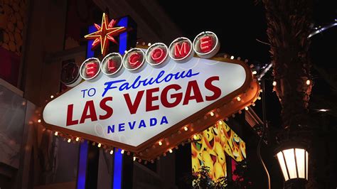 Welcome to Fabulous Las Vegas Nevada sign at the entrance to Las Vegas ...