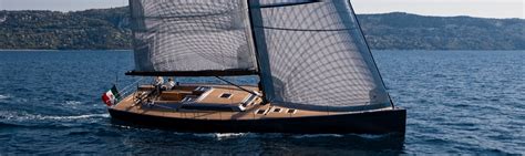 The Best Luxury Sailing Yacht