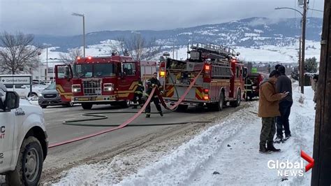 Abandoned Kelowna, B.C. home ablaze again | Globalnews.ca