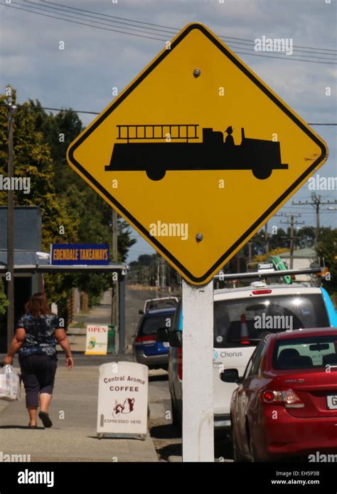 Road sign New Zealand Stock Photo - Alamy