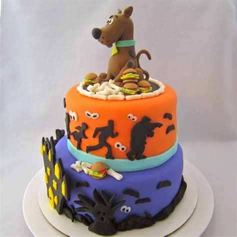 Clever Wren: Scooby-Doo Cake - Cake of Cakes!