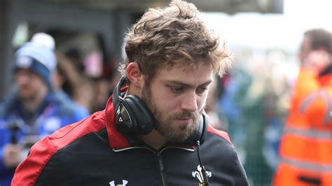 Why Leigh Halfpenny Needs More Than Points In The Bank If He Has A Wales Future - Dai Sport