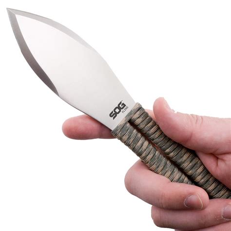 3 Best Throwing Knives For Beginners! - Knife Sharpener Reviews