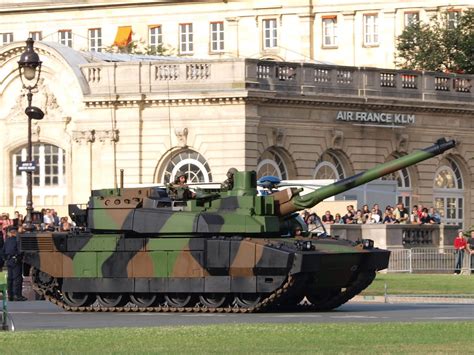 Leclerc tank during the 2010 Bastille Day military parade. Photo by Alf ...