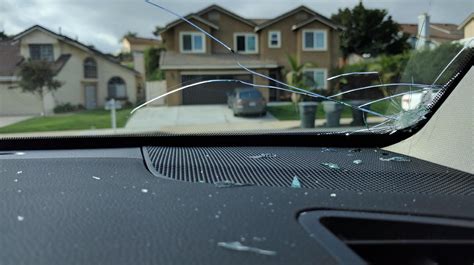 What Causes Windshield To Crack? The Possible Reasons | CAR FROM JAPAN