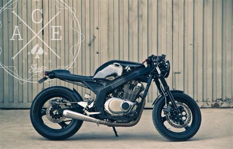 Suzuki GS500 cafe racer / streetfighter | Dream Machines | Pinterest | Cafe racers | Suzuki cafe ...