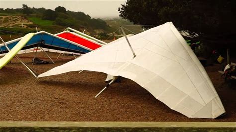 Fort Funston Hang Gliding - YouTube