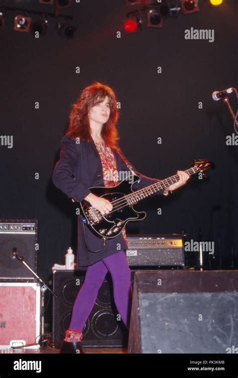 The bangles 1986 hi-res stock photography and images - Alamy