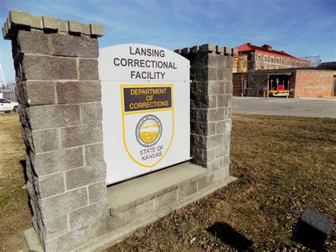 New mimimum-security unit at Lansing Correctional Facility opens