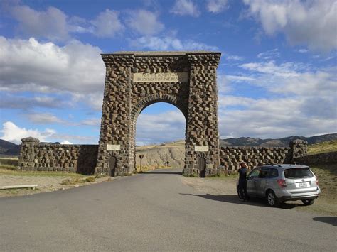 Yellowstone National Park- Roosevelt Arch at the north entrance to the park | Yellowstone ...