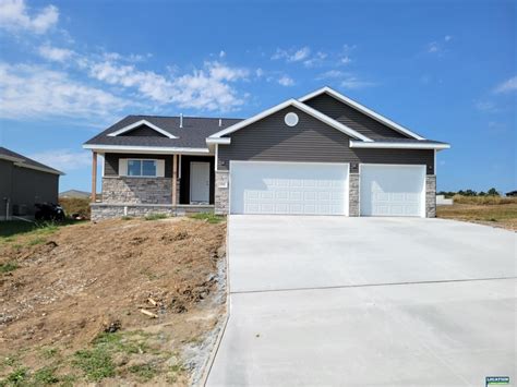 Hickman, NE Real Estate - Hickman Homes for Sale | realtor.com®