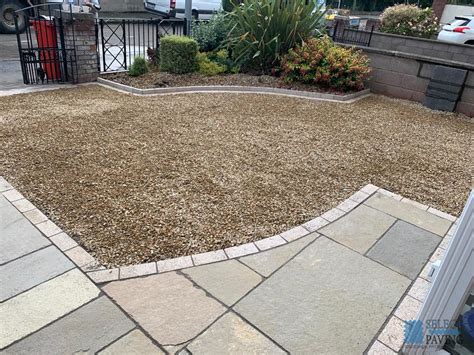 Gravel Driveway with Limestone Pathway and Granite Cobbles in Beaumont, Dublin - Select Paving