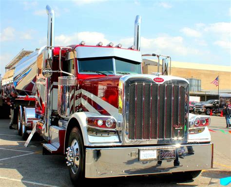 Big Rig Show Trucks: Top Custom Semi Rigs