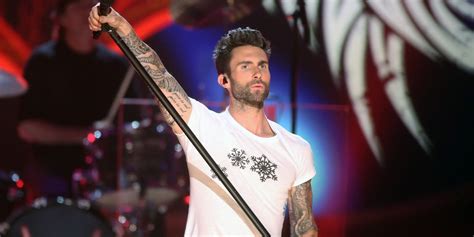 Maroon 5 Band Members - Who Is in Maroon 5 Besides Adam Levine?