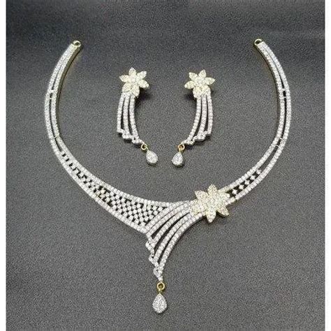 White Round Artificial Diamond Necklace at best price in Kolkata | ID: 21613025633