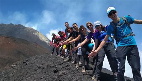 Skip The Line Funivia Etna: escursioni e trekking sui crateri del vulcano