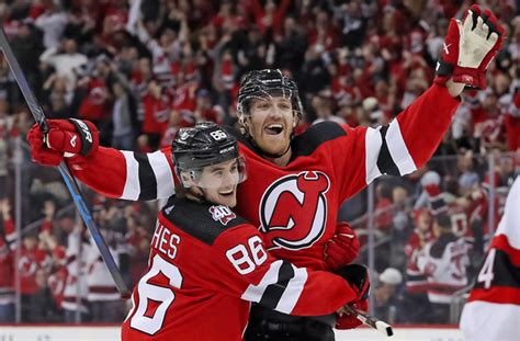 Devils vs Maple Leafs Picks, Predictions, and Odds Tonight - NHL