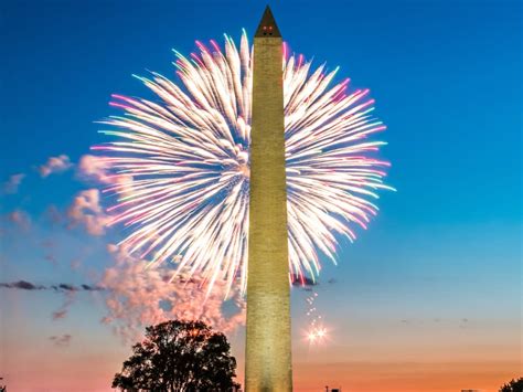 12 Dazzling Shots From D.C.'s Festive Fireworks Display - Secret DC