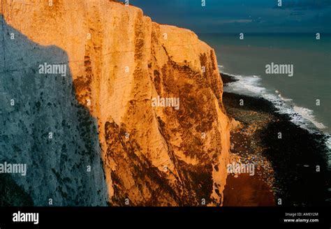 White cliffs of dover sunset hi-res stock photography and images - Alamy