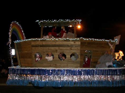 Christmas Skits, Christmas Float Ideas, Christmas Parade Floats, Christmas Light Show, Christmas ...